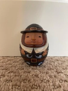 Jim Shore Pilgrim Thanksgiving  Egg  2.5" Tall FREE SHIPPING - Picture 1 of 2