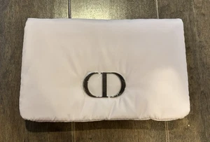 Christian Dior Beauty Puffy Pouch Pink - Bild 1 von 3
