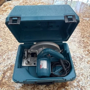 Vintage Makita 5740 NB 7 1/4" Circular Saw Corded 115v with Case Beautiful!! - Bild 1 von 10