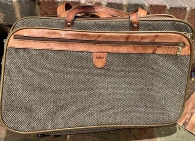 Vintage Hartmann Tweed Clothing carry on - Image 1 of 3