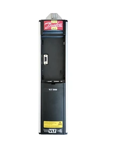 Danfoss VLT 5000 Frequenzumricher | VLT5003PT5B20PSR3D0F10A00C0 / gebraucht - Bild 1 von 4