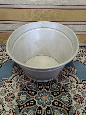BACINELLA BACILE IN ALLUMINIO EPOCA 900 - Immagine 1 di 4
