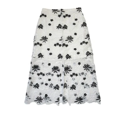 NWT Alice + Olivia Ophelia Midi in White Black Floral Lace Slit Skirt 4 $298 - Image 1 of 4