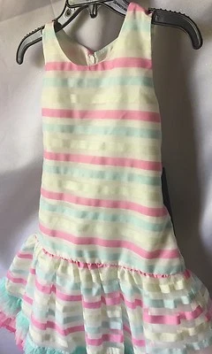 Vestido de fiesta Isobella and Chloe niñas cintas y volantes cintura caída talla 5 - Nuevo Foto 1 de 4