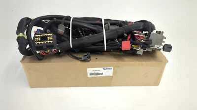 Nuevo fabricante de equipos originales Mopar 1995 Dodge Viper tablero motor cableado arnés bloque de fusibles 05245284 Foto 1 de 4