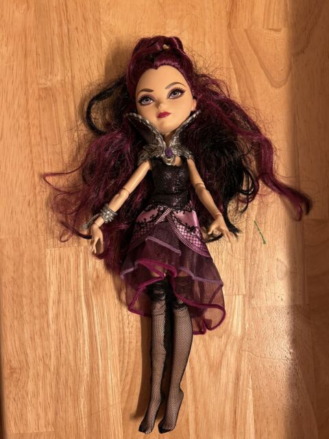 Boneca Ever after High Raven Queen Usada - Artigos infantis - Cidade Miguel  Badra (Gleba 02), Suzano 1252779019