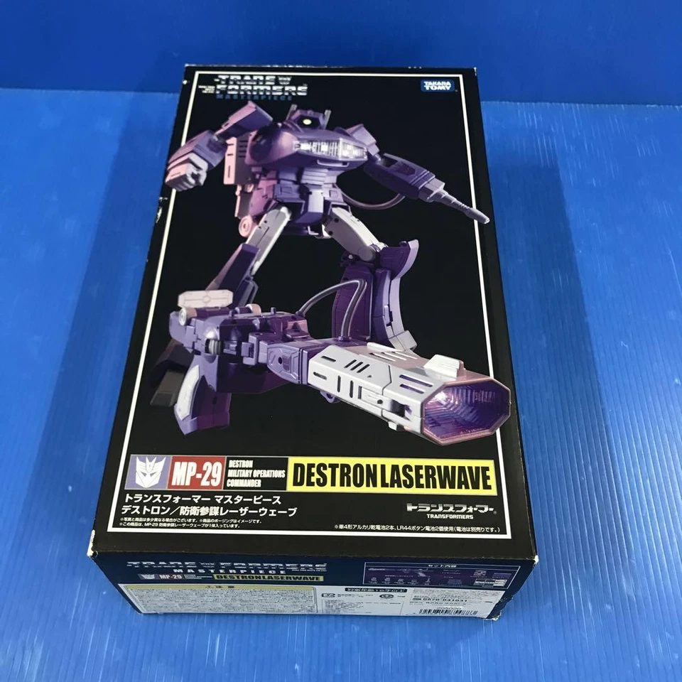 Takara Tomy Transformers Masterpiece MP-29 Laserwave Shockwave Figure - Image 1 of 4