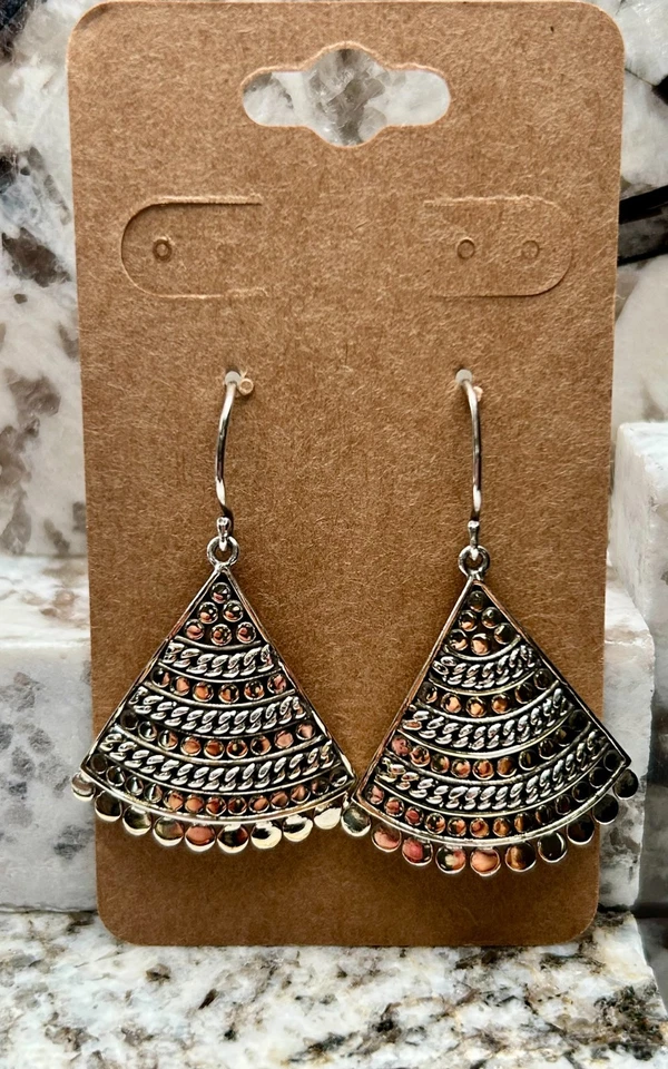 Brincos de gota triangular de prata esterlina e ouro Anna Beck, excelente estado - Imagem 1 de 1