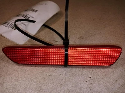 Marcador de señal de parachoques trasero izquierdo SAAB 9-3 2006 OEM USADO PROBADO 12793990 Foto 1 de 4