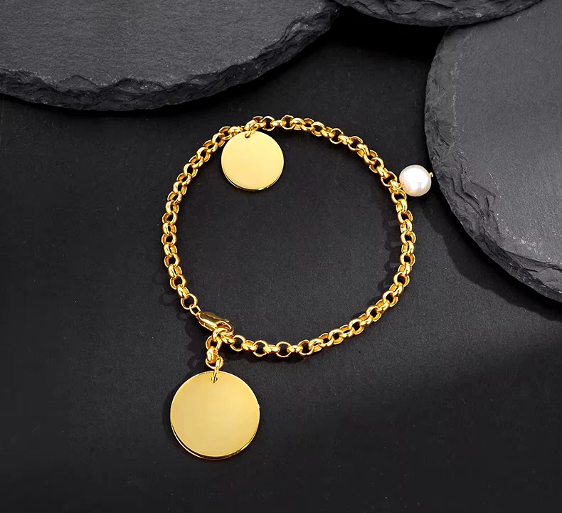 Pulseira corrente rolo moeda pérola barroca ouro 18K em prata - Imagem 1 de 4