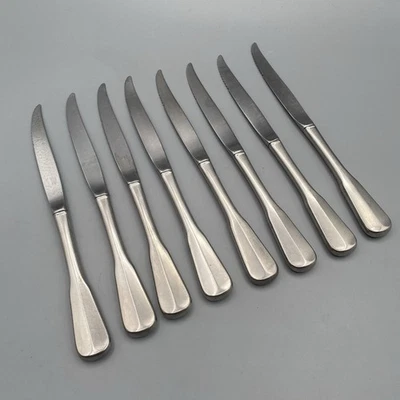 FACAS DE BIFE Oneida Colonial Artistry 8 peças talheres de aço inoxidável 9" serrilhadas - Imagem 1 de 4
