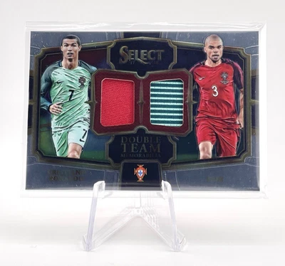 Cristiano Ronaldo Pepe 2017-18 Panini Select Double Team Memorabilia Jogador-Usado - Imagem 1 de 4