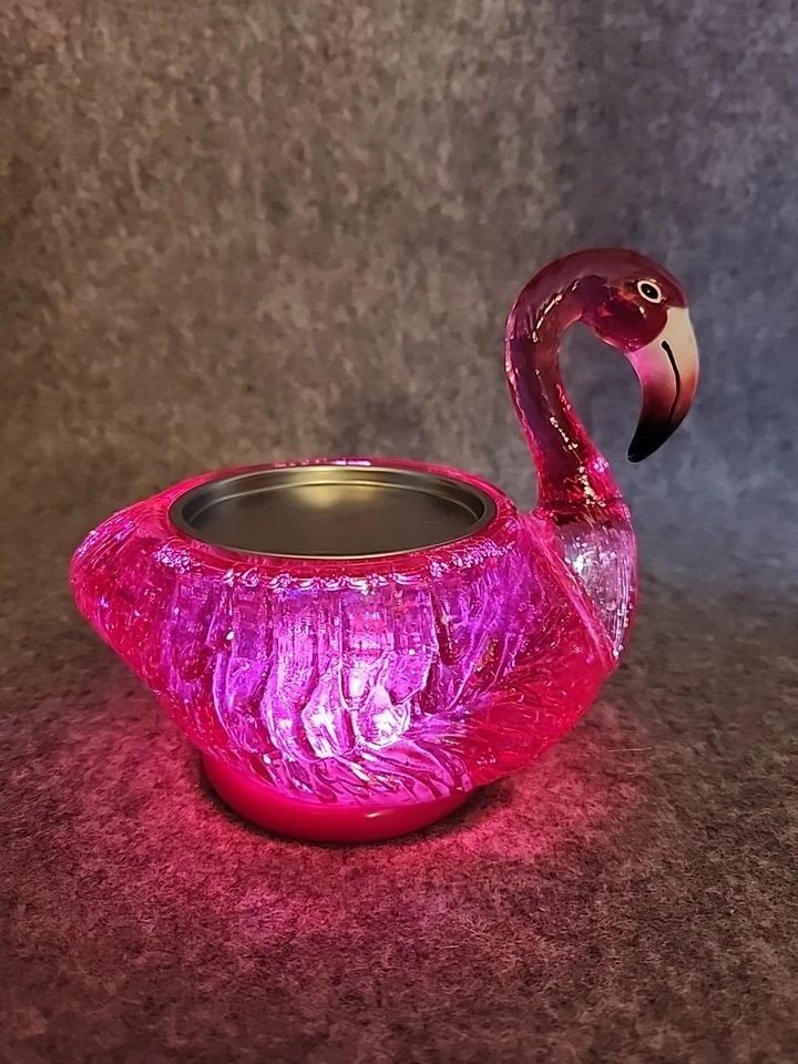 Candelabro Bath & Body Works Rosa Flamenco Iluminado Globo de Agua Brillo 5.5" Foto 1 de 4