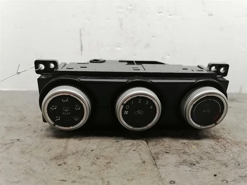 16-17-18 Subaru Forester Manual A/C Climatizador Control de Temperatura Fabricante de Equipo Original Foto 1 de 1