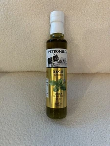 Petromilos Garlic Infused Greek Olive Oil 8.45 Oz (250 ml) - Picture 1 of 3
