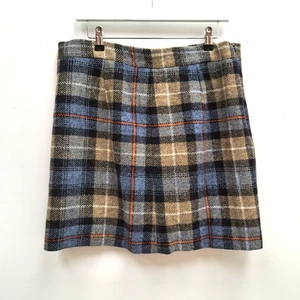 Harris Tweed Mackenzie Check Tartan Wool Skirt [Estimated Size 10] - Picture 1 of 5