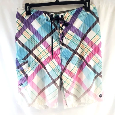 Pantalones Cortos de Natación BKE Hebilla Deportivos Calce Atlético Para Hombre 34 Raramente Usados Foto 1 de 4