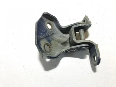 Subaru Impreza 1995 Front Door Hinge Used, Genuine #606867-43 - Image 1 of 2