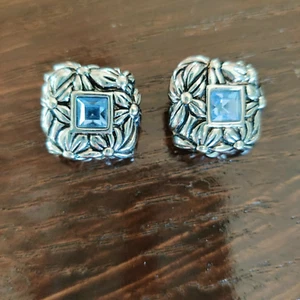 Pendientes de Clip Vintage Premier EE. UU. Tono Plata Flor de Vidrio Azul - Imagen 1 de 2