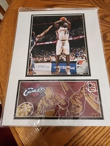 LeBRON JAMES- USPS 1ST DAY OF ISSUE 2005 STAMP NBA ROOKIE BASKETBALL GUND ARENA - Picture 1 of 4