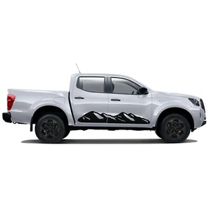 Side door mountain graphics stickers decal compatible with Nissan Navara - Bild 1 von 15