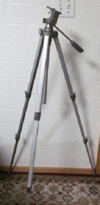Sunset Camera Tripod FO-2000 Lever leg locks, Full tilt and swivel top - Image 1 of 4