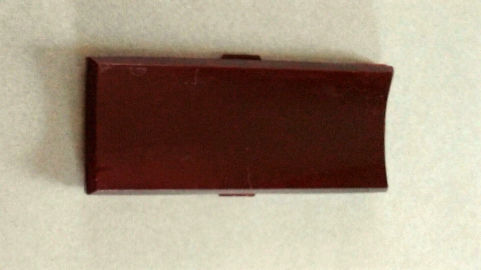 Lente de luz de panel de puerta original 1973-1974-1975-1976 Cadillac Coupe Deville-rojo Foto 1 de 2