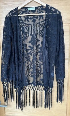 Schwarze Spitze Kimono von V Amiani Resort Kleidung.  Einheitsgröße  - Bild 1 von 4