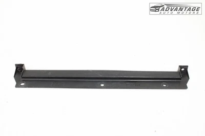 Cubierta deflector protector contra salpicaduras inferior radiador delantero Nissan Kicks 2018-2020 OEM Foto 1 de 4