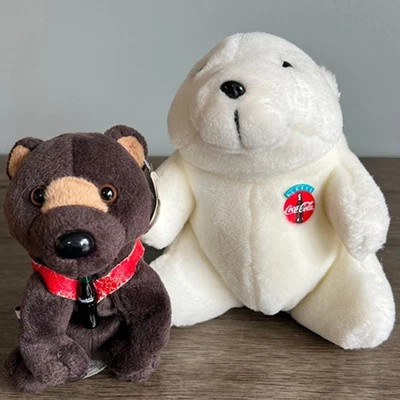 Coca-Cola Eisbär & Braunbär mit Cola Flasche Plüsch Set - Bild 1 von 4
