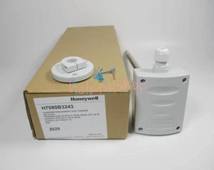 1PCS NEW Honeywell Temperature sensor H7080B3243 0-10V/4-20mA (-10℃-40℃) - Picture 1 of 1