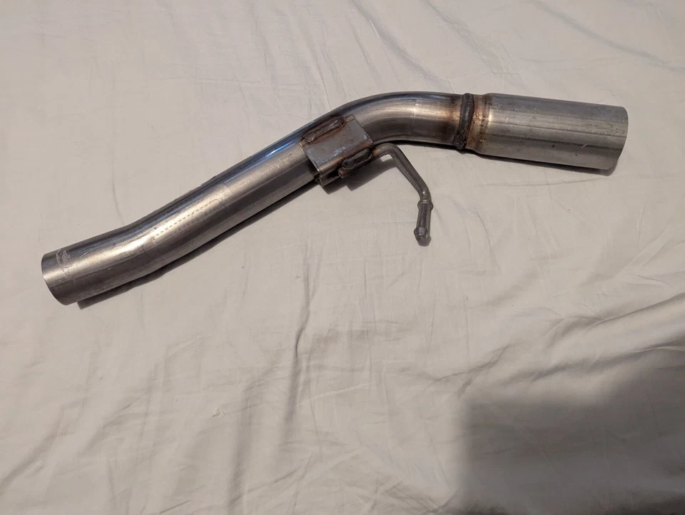 NEW Genuine Mazda 3 2008-on Exhaust Tail Pipe End Trim Z6Y6-40-700 - Image 1 of 1