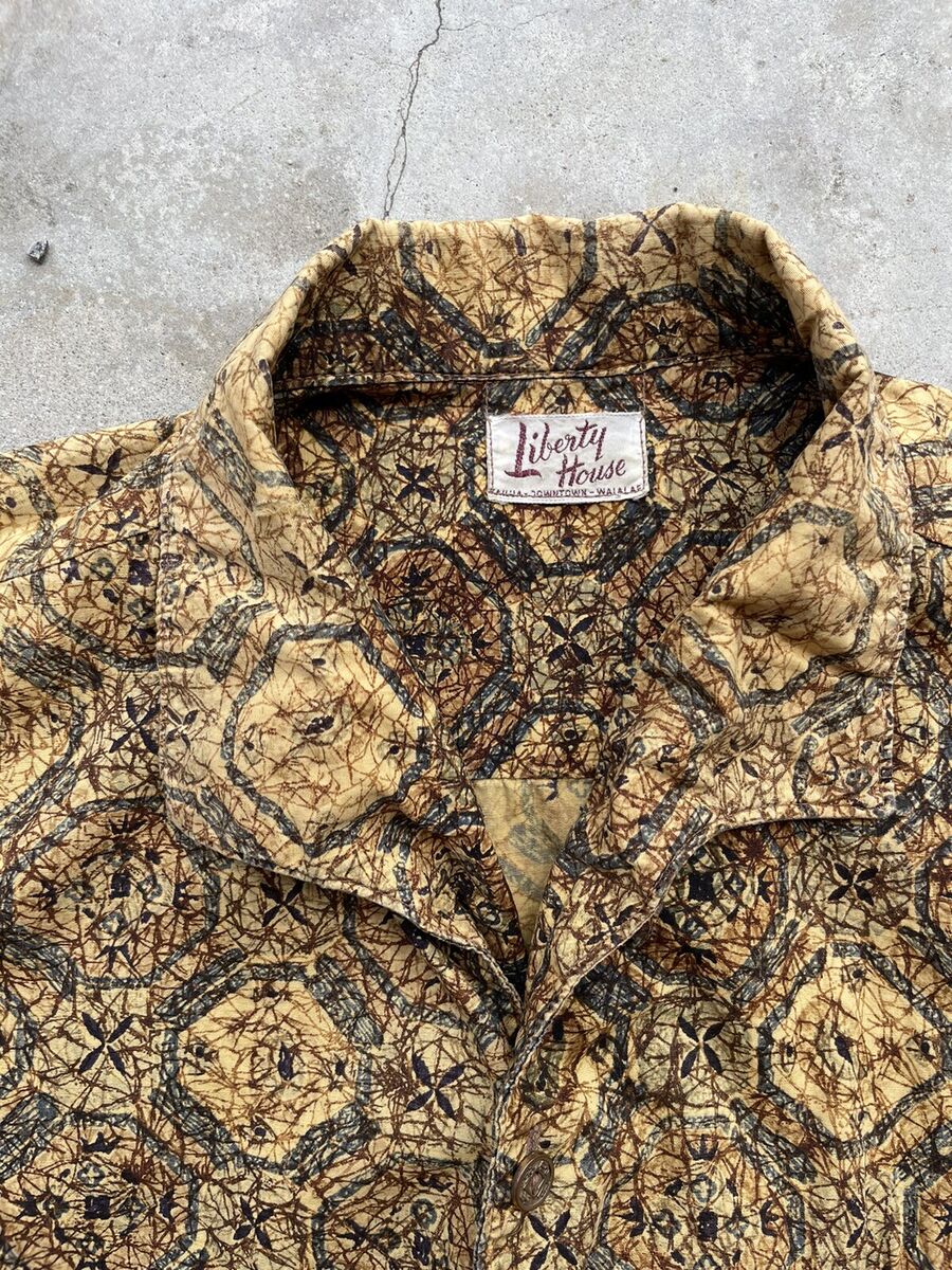 Liberty House Hawaii In Men's Vintage Casual Shirts for sale Liberty House Hawaii In Men's Vintage Casual Shirts for sale