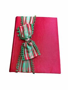 Trends Photo Album Brag Book Red Green Red Ribbon 36 4x6 photos NWOT