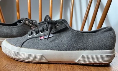 Zapatillas Superga de lana/algodón. Hombre 8/Mujer 9.5 Usado en Excelente Condición Foto 1 de 4