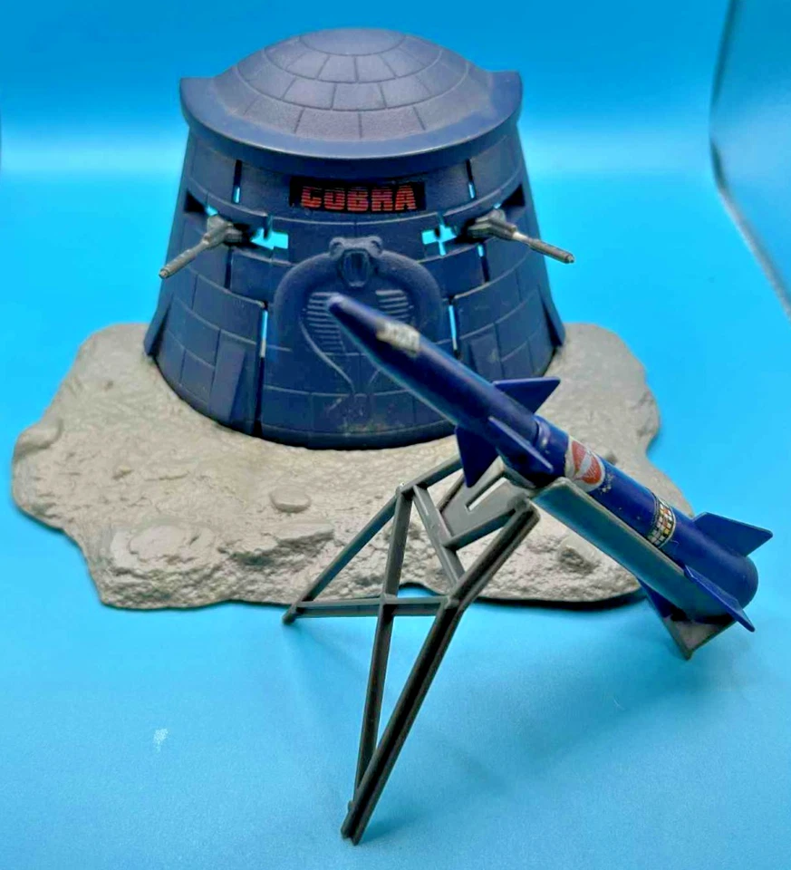 Lote De Colección GI Joe 1985 ARAH Cobra Bunker Estación de Batalla Juego Casi Completo Foto 1 de 4