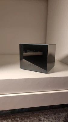 Amazon Fire TV Cube 2. Gen 4K Ultra HD Streaming Alexa HDMI Schwarz Mediaplayer - Bild 1 von 4