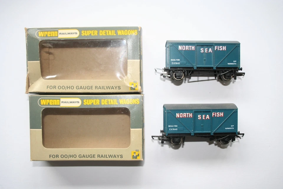 2 Wrenn W5050 North Sea Fish Vans In Excellent Condition Boxed. - Image 1 of 2