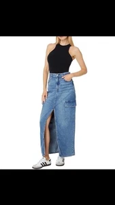 Levi's Premium Women's Ankle Denim Column Cargo Skirt, Size 28 Medium Wash Blue - Picture 1 of 13