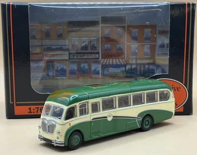 EFE 1:76 Bedford SB Duple Vega Coach - Gorwood 18702 Melbourne  - image 1 of 4