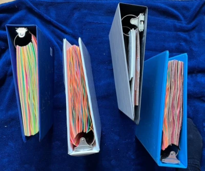 Homemade Recipe Book Binders - Recipes Clippings  from 1980's - 2005. Foto 1 de 4