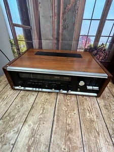 Realistic STA-65D Solid State AM/FM Stereo Receiver - Picture 1 of 10
