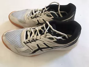 Scarpe da pallavolo Asics Upcourt4 1072A055 donna taglia 9 bianche e nere larghezza M - Foto 1 di 11