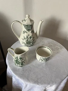J & G MEAKIN ROYAL STAFFORDSHIRE OLD PEKIN IRONSTONE COFFEE POT, MILK JUG SUGAR - Picture 1 of 6