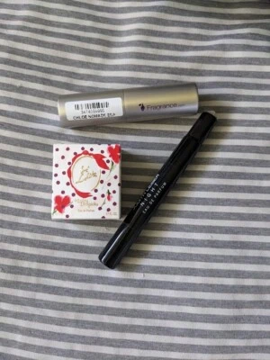 Paquete de perfume Chloe Nomade Foto 1 de 4