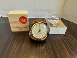 Reloj despertador de viaje Phinney Walker de colección cuerda, nuevo en caja, cuero marrón - Imagen 1 de 15