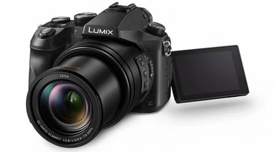 PANASONIC Lumix Digitalkamera DMC-FZ2000 inkl. Zubehörpaket - Bild 1 von 4