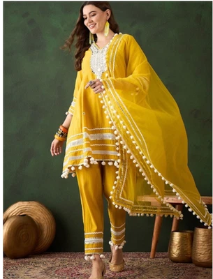 Shalwar kameez Foto 1 de 3