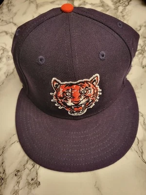 Detroit Tigers New Era Fitted Hat Cap Men 7 1/8 Navy Blue Animal Nature Retro - Image 1 of 4