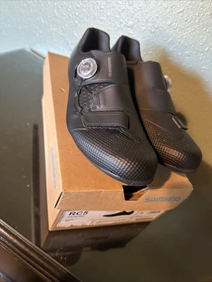 Shimano RC5 (SH-RC502) Wide Men’s Road Bike Shoes Black, BOA, Size 44 EUR, 10 US - Image 1 of 4